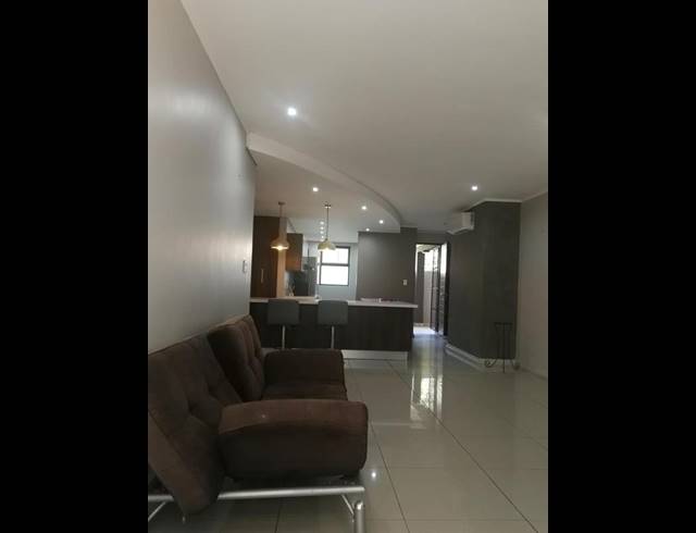 2 BEDROOM PROPERTY TO RENT IN MENLO PARK